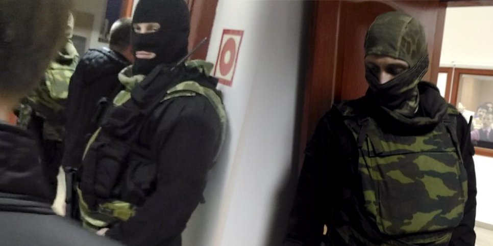 写真:信者の捜索(2016年)