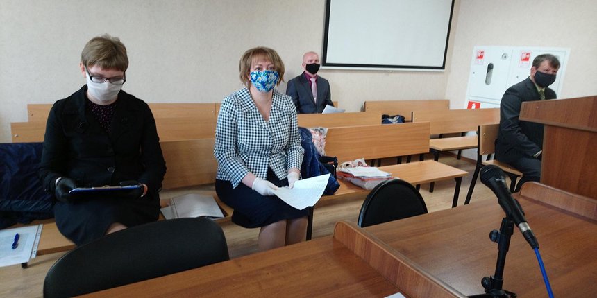 Olga Silaeva, Tatyana Shamsheva, Vladimir Khokhlov and Eduard Zhinzhikov in the courtroom. Bryansk. 28 October 2020