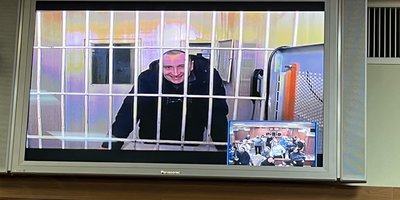 Sergey Gromov durante l&rsquo;udienza d&rsquo;appello in videoconferenza, 31 gennaio 2024
