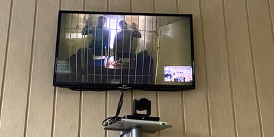 Valeriy Maletskov and Marina Chaplykina at the appeal hearing via videoconferencing from the pretrial detention center. January 14, 2025