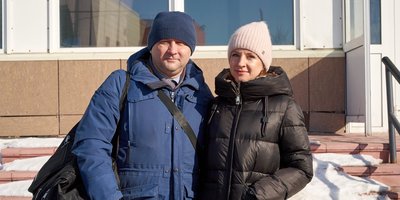 Aleksey and Mariya Ovchar on the day of the verdict. February 2025.