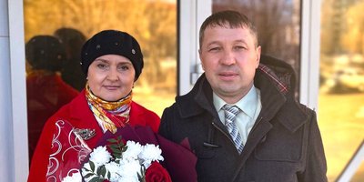 Sergey and Irina Skudaev on the day of the hearing, March 25, 2025